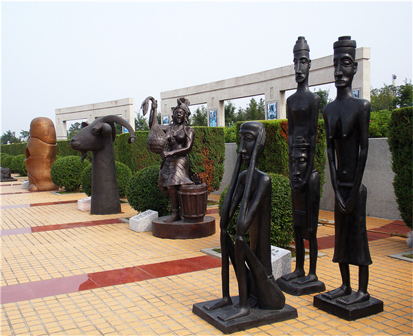 步行街雕塑廠家_副本.jpg 步行街雕塑廠家_副本.jpg