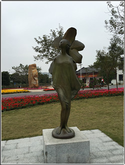 公園唱歌銅雕塑 公園唱歌銅雕塑