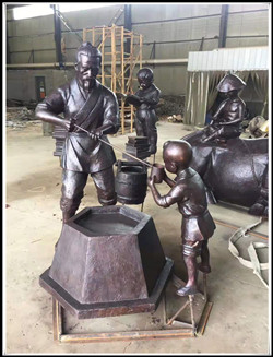 打水人物雕塑圖片